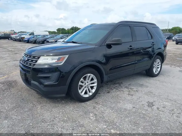 1FM5K7B84HGD22912 2017 FORD EXPLORER - Image 2