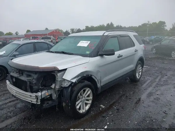 1FM5K7B85HGA92359 2017 FORD EXPLORER - Image 2