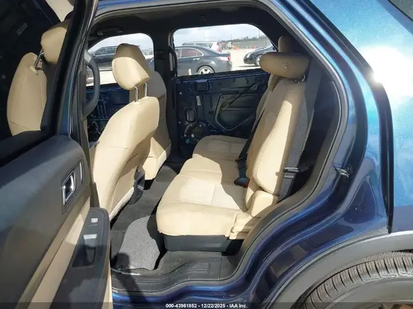 1FM5K7B85HGB78612 2017 FORD EXPLORER - Image 8