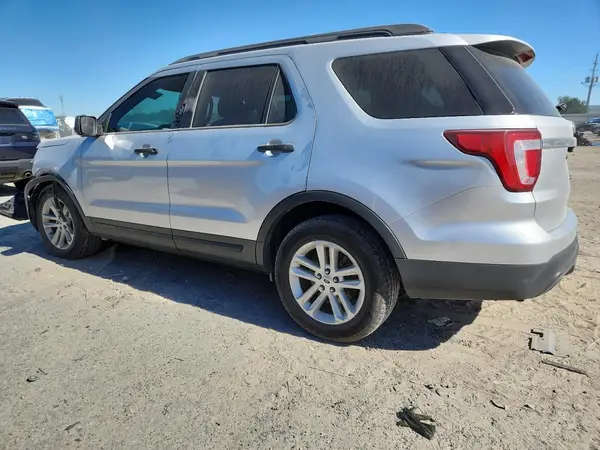 1FM5K7B85HGD35071 2017 FORD EXPLORER - Image 2