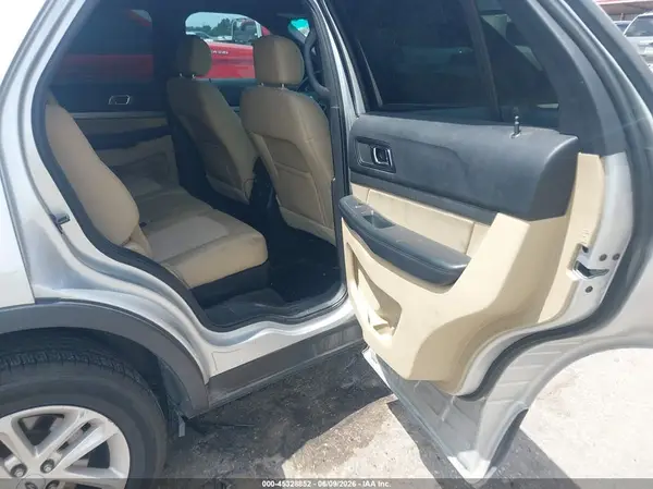 1FM5K7B86HGA86683 2017 FORD EXPLORER - Image 8