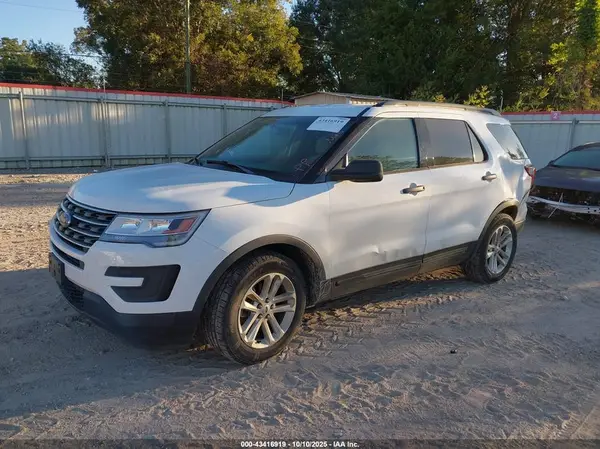 1FM5K7B87HGB82841 2017 FORD EXPLORER - Image 2