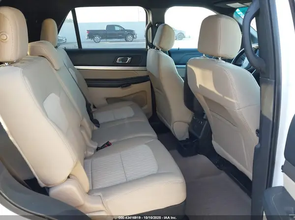 1FM5K7B87HGB82841 2017 FORD EXPLORER - Image 8