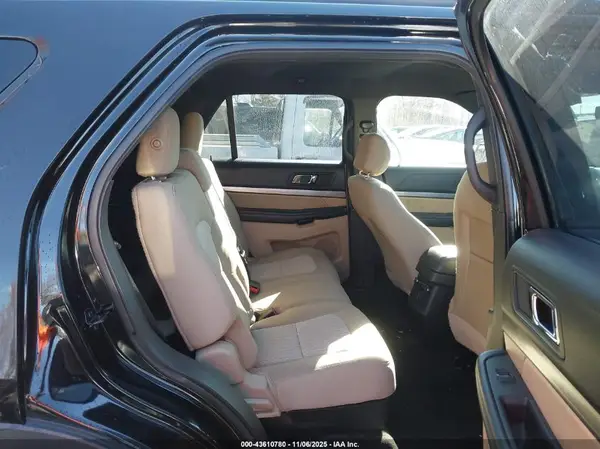 1FM5K7B87HGD76060 2017 FORD EXPLORER - Image 8