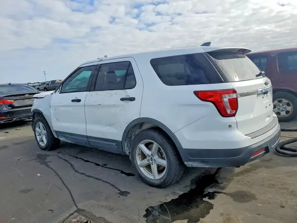 1FM5K7B87KGA93262 2019 FORD EXPLORER - Image 2