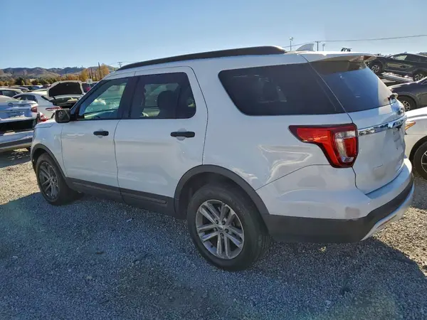 1FM5K7B88HGB01006 2017 FORD EXPLORER - Image 2