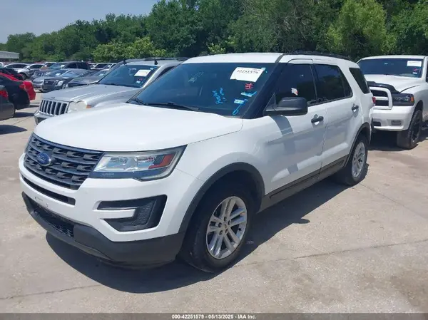 1FM5K7B88HGB78443 2017 FORD EXPLORER - Image 2