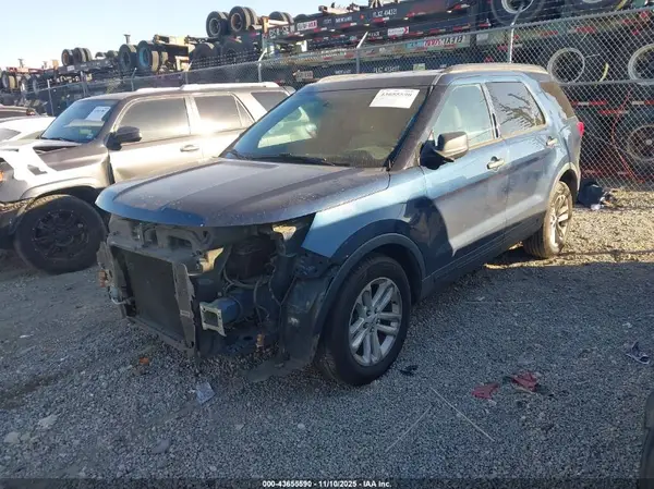 1FM5K7B88HGC18035 2017 FORD EXPLORER - Image 2