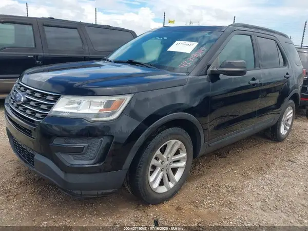 1FM5K7B88HGE25606 2017 FORD EXPLORER - Image 2