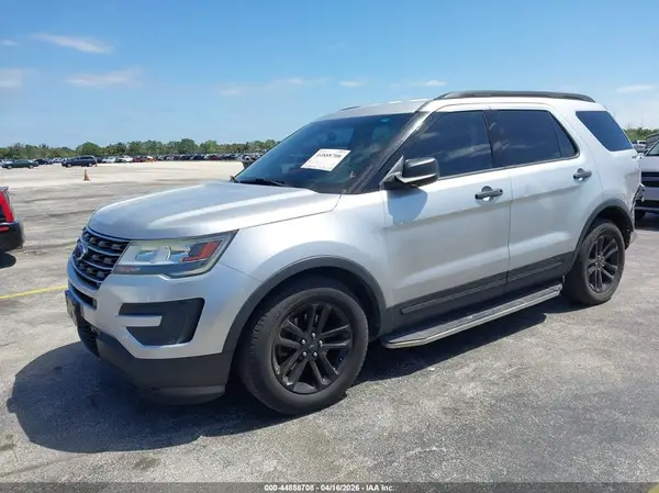 1FM5K7B89HGB26951 2017 FORD EXPLORER - Image 2