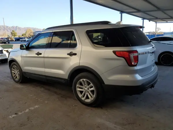 1FM5K7B8XHGA70373 2017 FORD EXPLORER - Image 2
