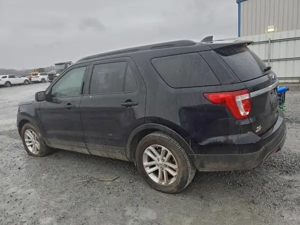 1FM5K7B8XHGB27042 2017 FORD EXPLORER - Image 2