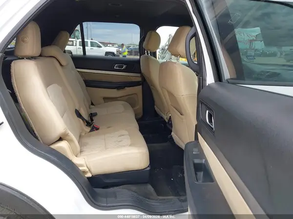 1FM5K7B8XHGB90593 2017 FORD EXPLORER - Image 8