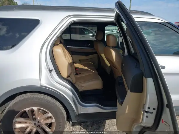 1FM5K7B8XHGC44667 2017 FORD EXPLORER - Image 8