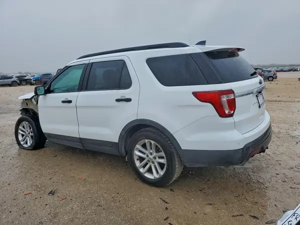 1FM5K7B8XHGD08075 2017 FORD EXPLORER - Image 2