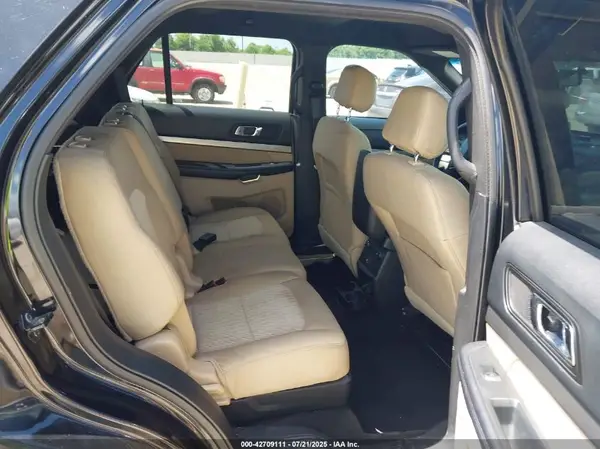 1FM5K7BH4HGB45648 2017 FORD EXPLORER - Image 8