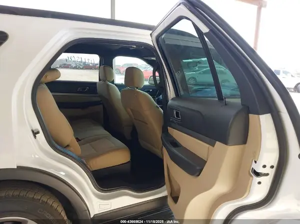 1FM5K7BH7HGD78455 2017 FORD EXPLORER - Image 8