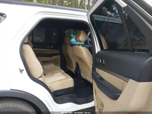 1FM5K7BH8HGA85924 2017 FORD EXPLORER - Image 8