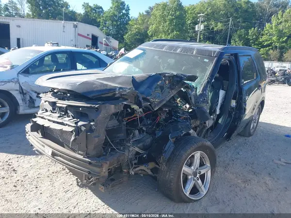 1FM5K7BHXJGC52175 2018 FORD EXPLORER - Image 2
