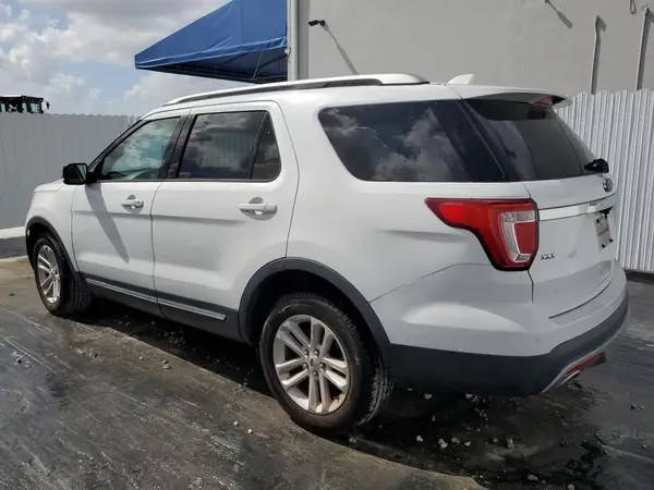 1FM5K7D80GGA78929 2016 FORD EXPLORER - Image 2