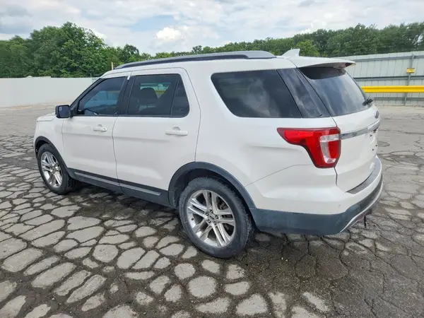 1FM5K7D80GGC98992 2016 FORD EXPLORER - Image 2