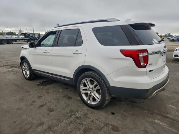 1FM5K7D80GGD21879 2016 FORD EXPLORER - Image 2