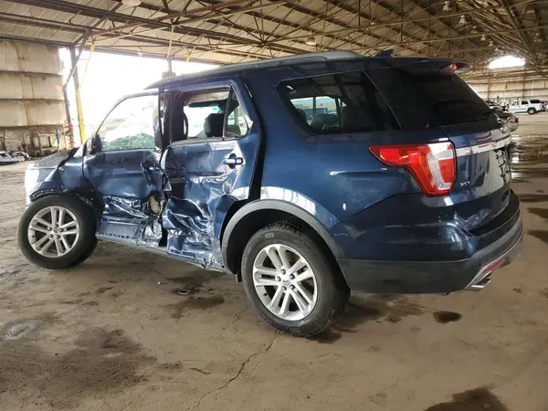 1FM5K7D80HGA09174 2017 FORD EXPLORER - Image 2