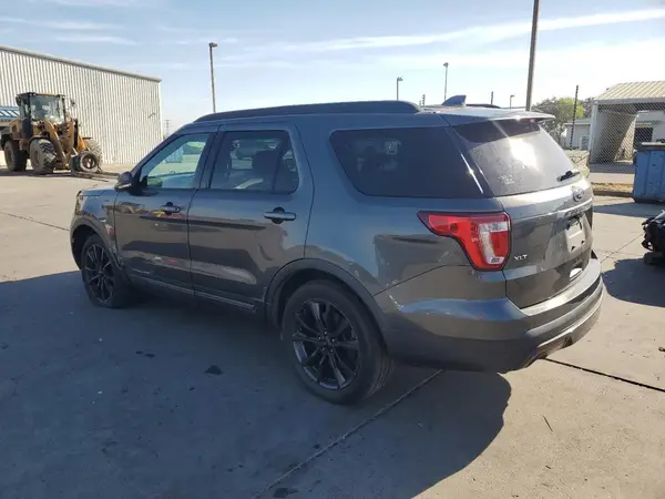 1FM5K7D80HGA12785 2017 FORD EXPLORER - Image 2