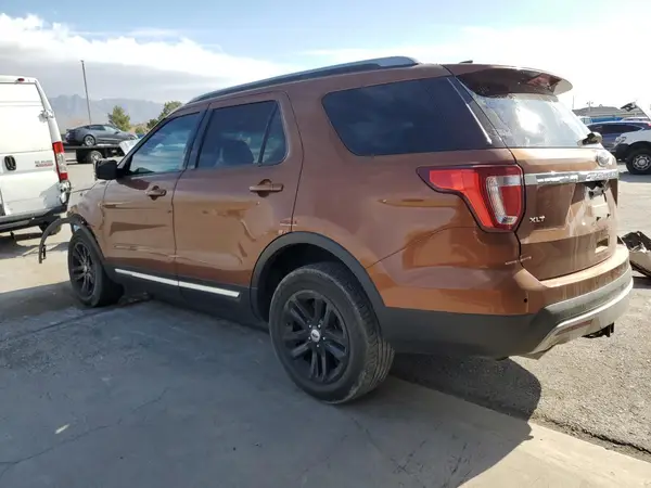 1FM5K7D80HGA46645 2017 FORD EXPLORER - Image 2