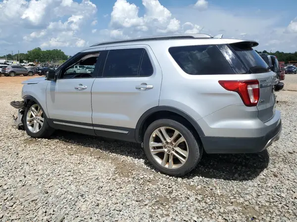 1FM5K7D80HGA53983 2017 FORD EXPLORER - Image 2