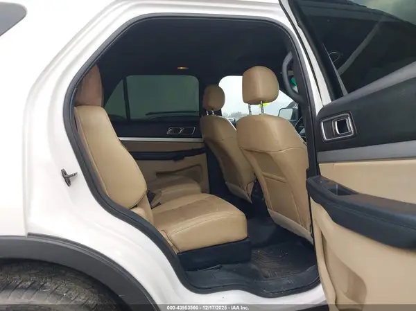 1FM5K7D80HGB30397 2017 FORD EXPLORER - Image 8