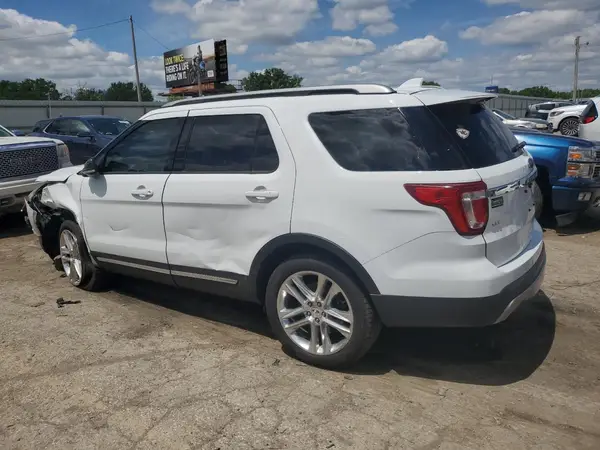 1FM5K7D80HGB30898 2017 FORD EXPLORER - Image 2