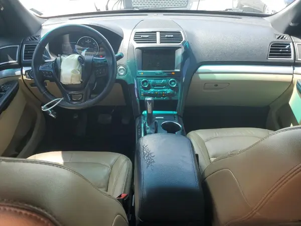 1FM5K7D80HGB30898 2017 FORD EXPLORER - Image 8