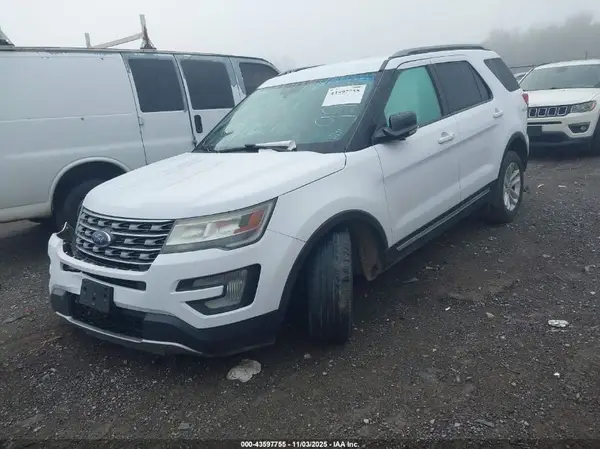 1FM5K7D80HGB49953 2017 FORD EXPLORER - Image 2