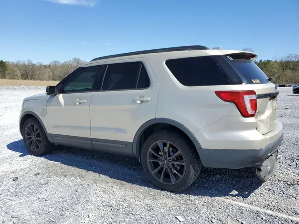 1FM5K7D80HGB50391 2017 FORD EXPLORER - Image 2