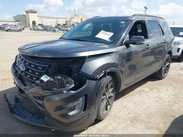 1FM5K7D80HGB90292 2017 FORD EXPLORER - Image 2
