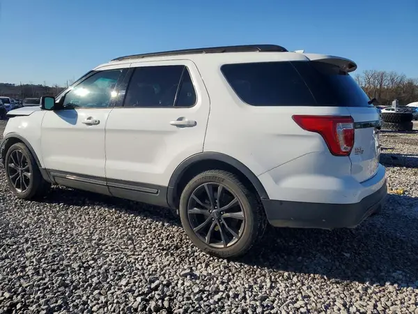1FM5K7D80HGC17684 2017 FORD EXPLORER - Image 2