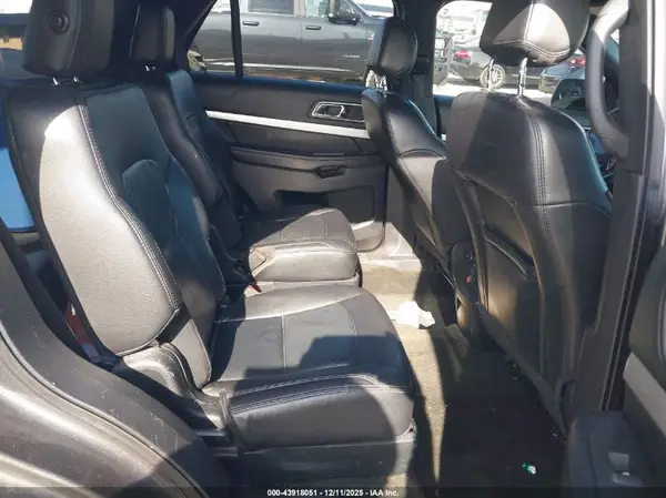 1FM5K7D80HGC51883 2017 FORD EXPLORER - Image 8