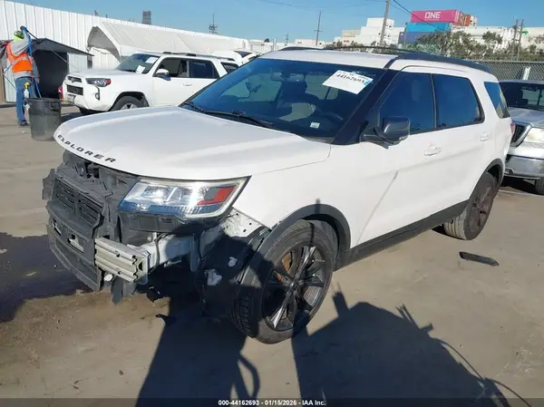 1FM5K7D80HGC55478 2017 FORD EXPLORER - Image 2
