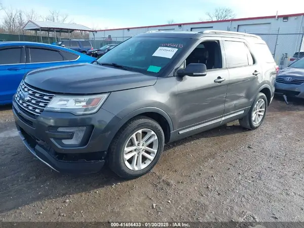1FM5K7D80HGC63578 2017 FORD EXPLORER - Image 2
