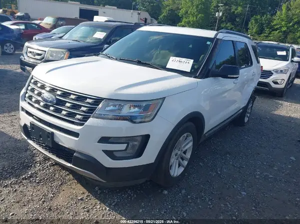 1FM5K7D80HGD09961 2017 FORD EXPLORER - Image 2