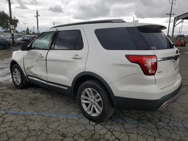 1FM5K7D80HGD21477 2017 FORD EXPLORER - Image 2