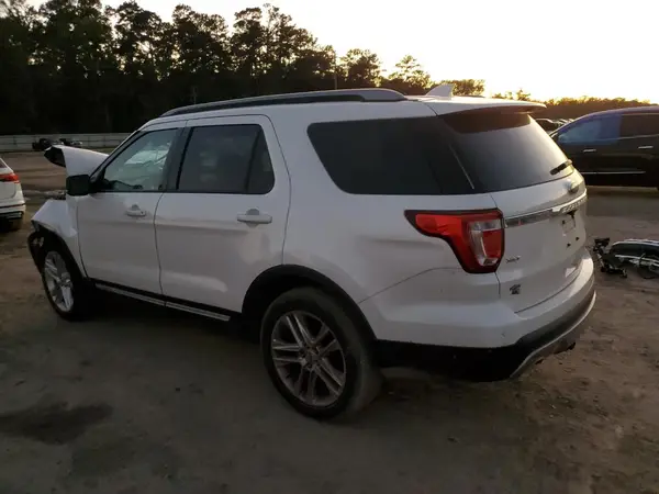 1FM5K7D80HGD35234 2017 FORD EXPLORER - Image 2