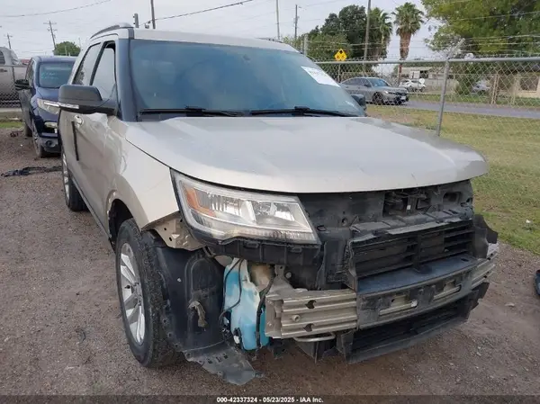 1FM5K7D80HGD39865 2017 FORD EXPLORER - Image 1