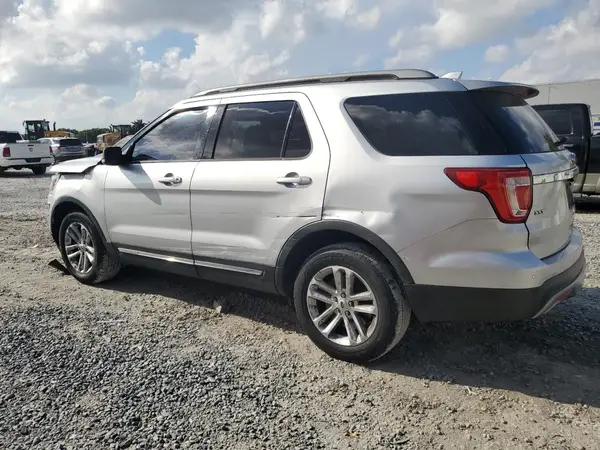 1FM5K7D80HGD78911 2017 FORD EXPLORER - Image 2