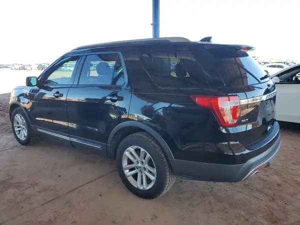 1FM5K7D80HGD90282 2017 FORD EXPLORER - Image 2