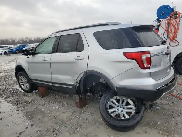 1FM5K7D80HGE23359 2017 FORD EXPLORER - Image 2