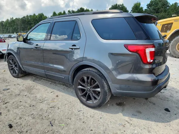 1FM5K7D80JGA12372 2018 FORD EXPLORER - Image 2