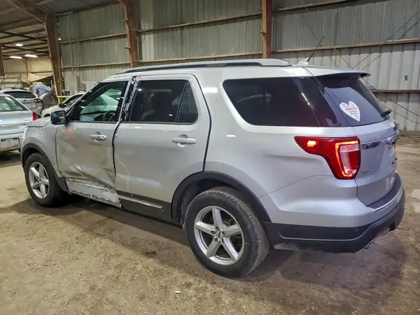 1FM5K7D80JGB26629 2018 FORD EXPLORER - Image 2