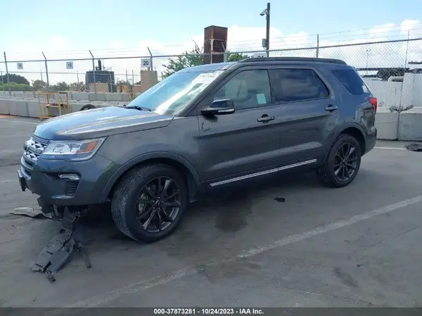 1FM5K7D80JGC28156 2018 FORD EXPLORER - Image 2
